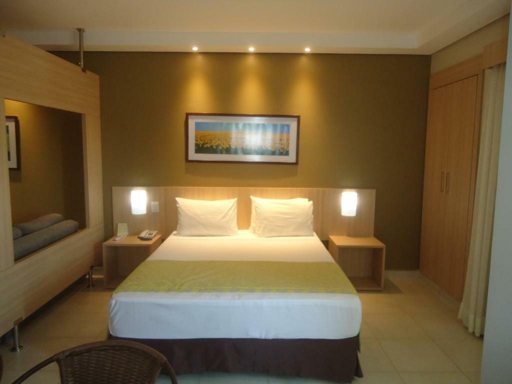 Apartamento Hotel Caldas Novas Buitenkant foto